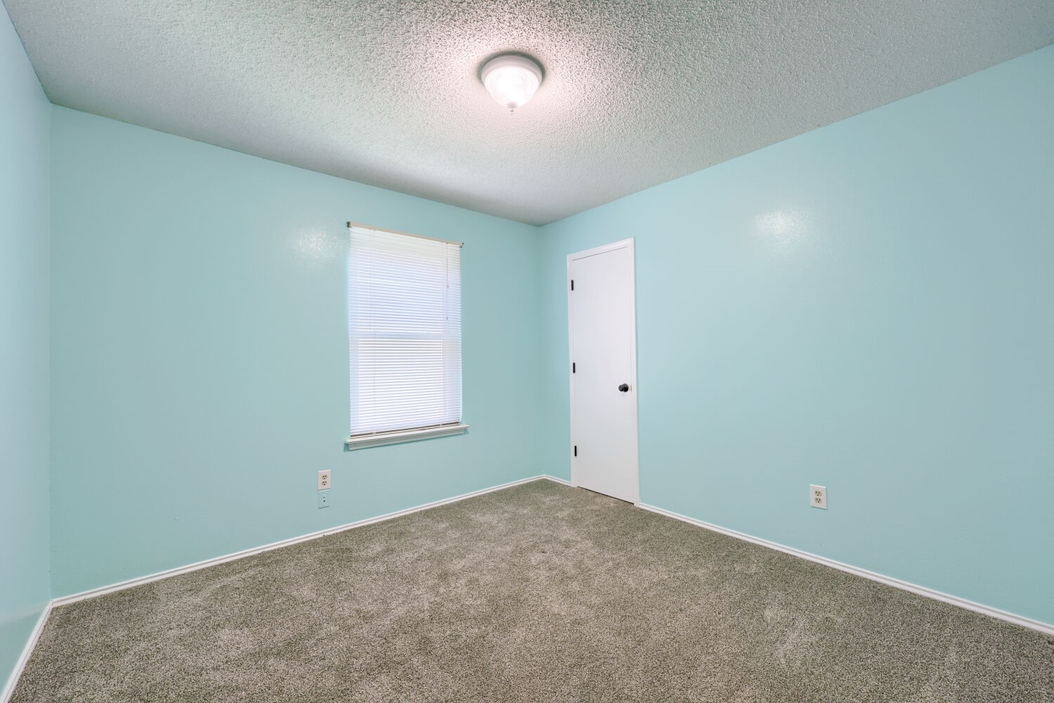5901 Guildwood Drive Arlington TX 76017