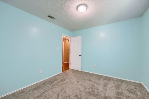 5901 Guildwood Drive Arlington TX 76017