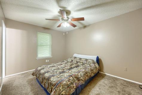 5901 Guildwood Drive Arlington TX 76017