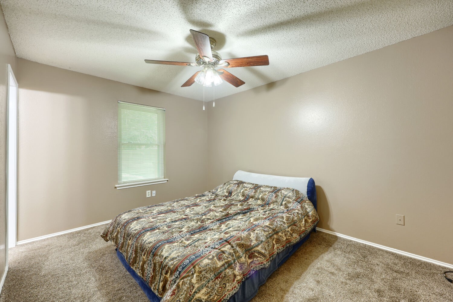 5901 Guildwood Drive Arlington TX 76017