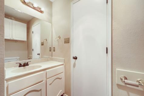 5901 Guildwood Drive Arlington TX 76017