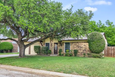 5901 Guildwood Drive Arlington TX 76017