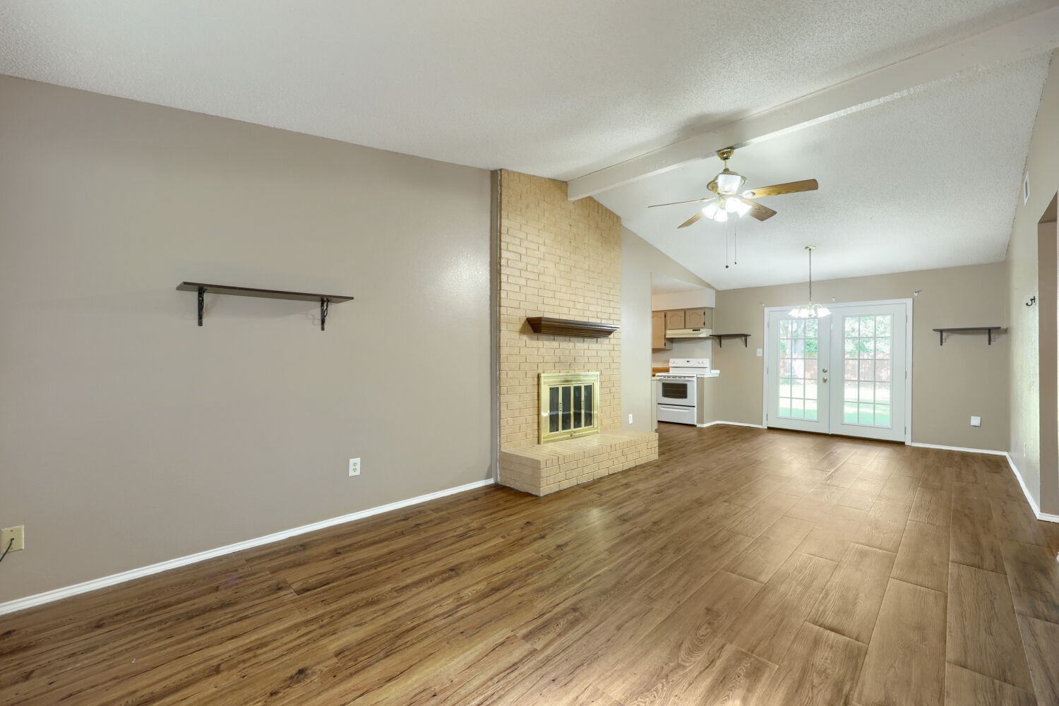 5901 Guildwood Drive Arlington TX 76017