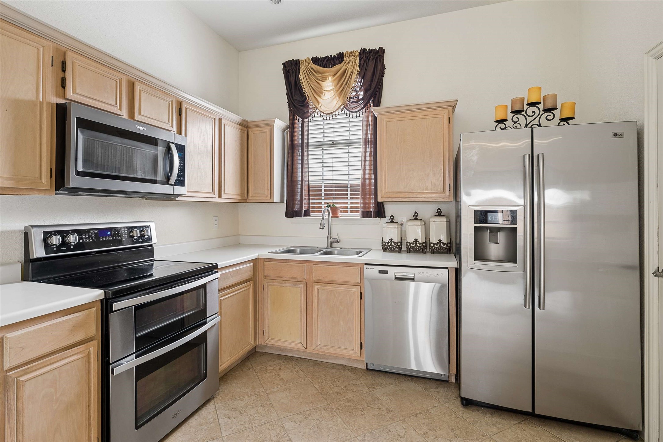 672 Raintree Circle Coppell TX 75019