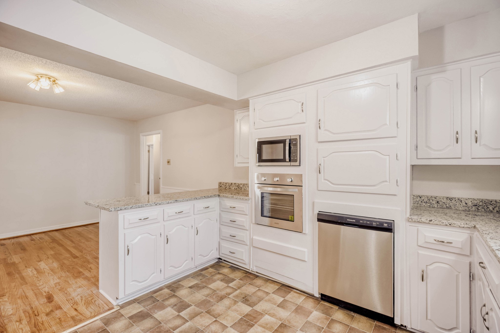718 Devonshire Drive Richardson TX 75080