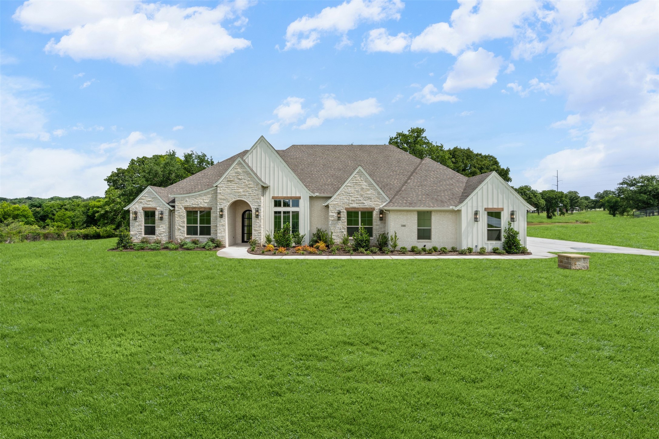 1008 Lorene Park Weatherford TX 76087