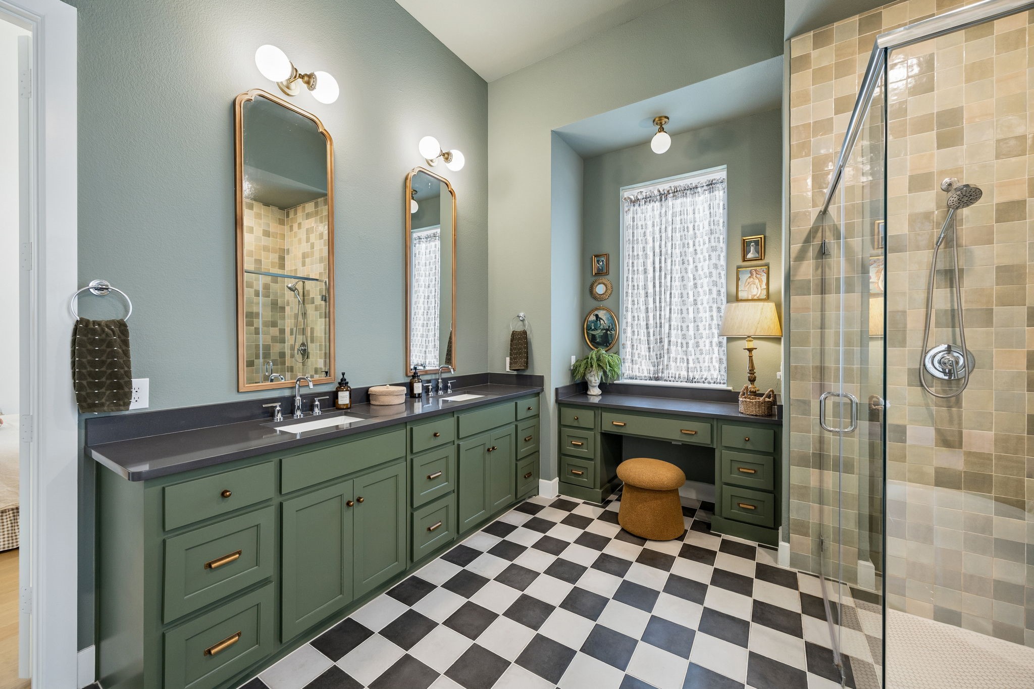 841 Forest Creek Drive Rockwall TX 75087