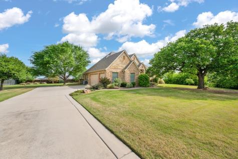 608 Elm Hill Boulevard Burleson TX 76028