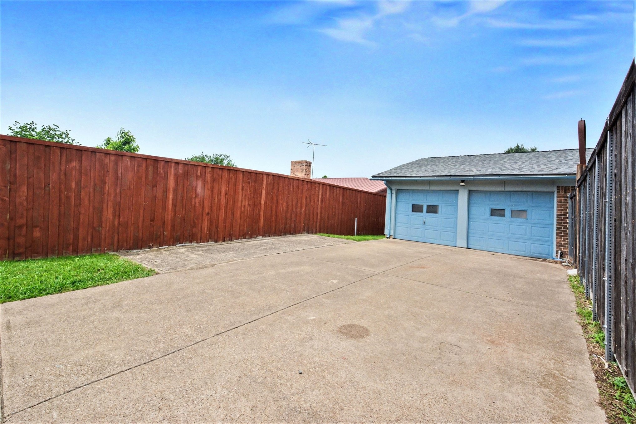 1738 Glouchester Drive Garland TX 75044