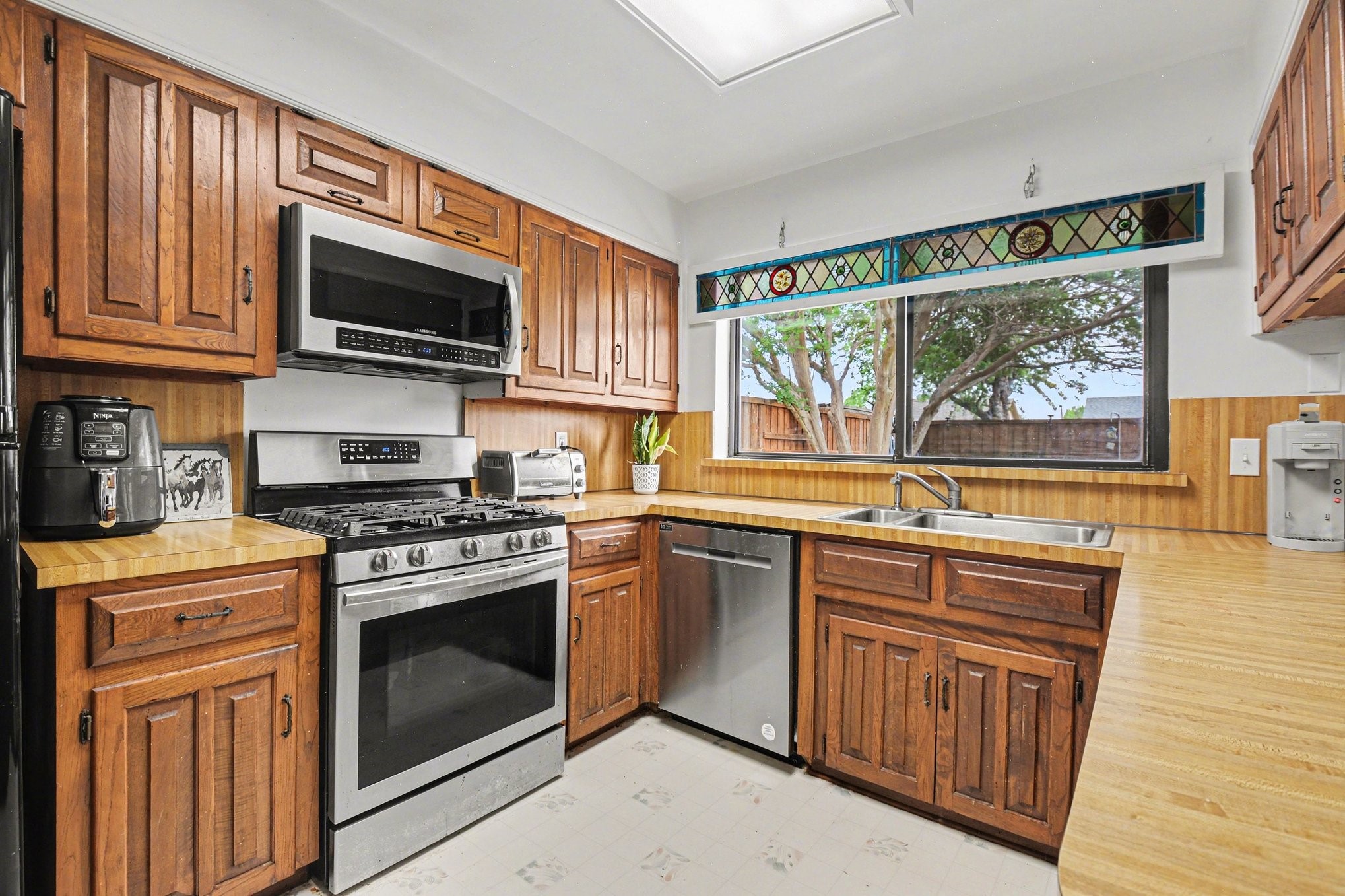 1738 Glouchester Drive Garland TX 75044