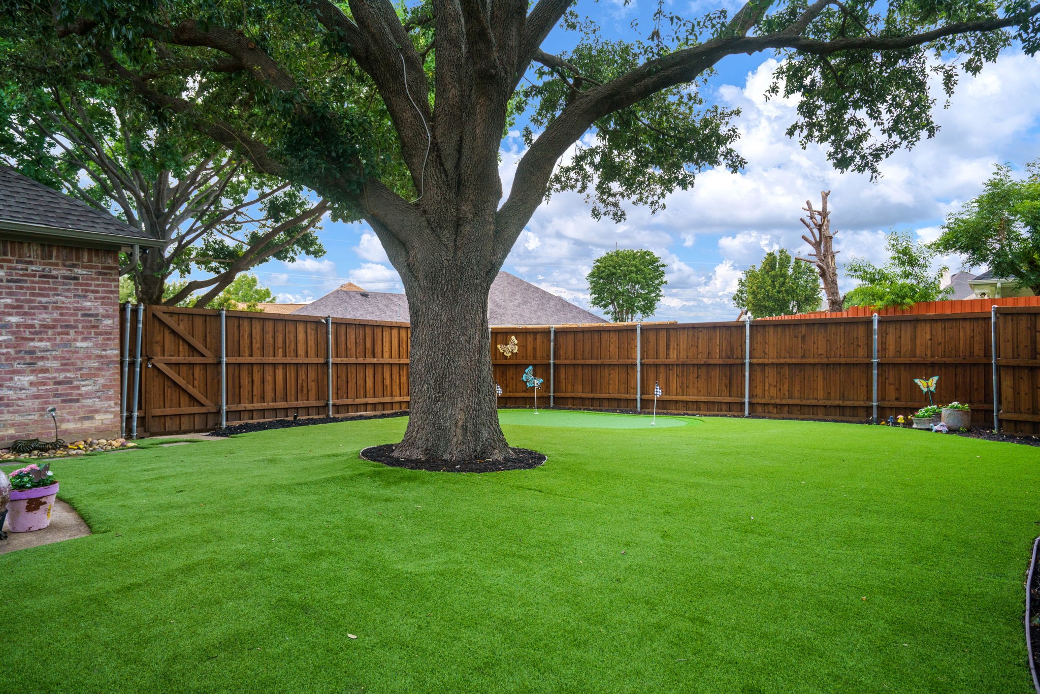 4049 Brazos Drive Carrollton TX 75007