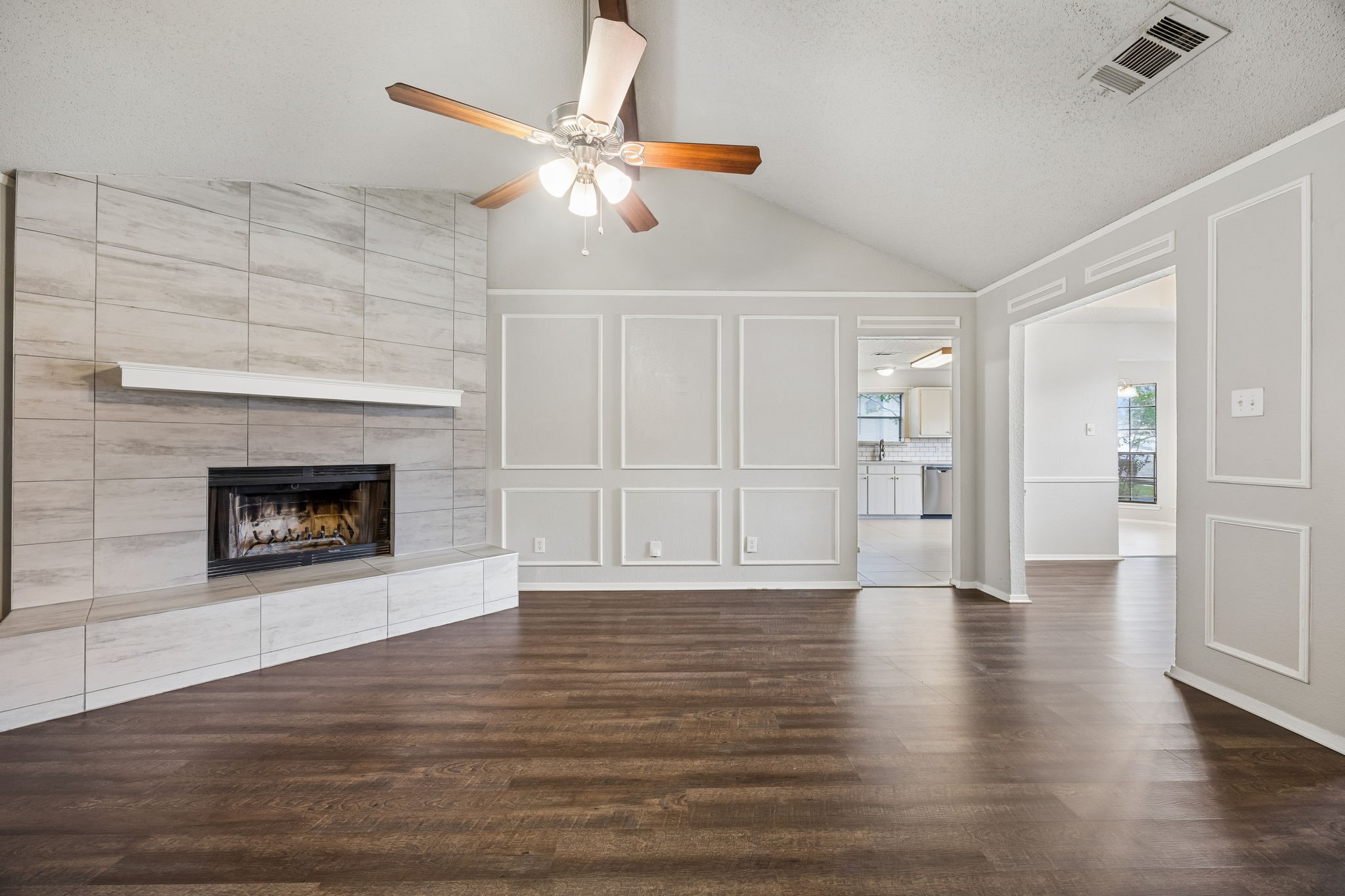 6433 Ridglea Drive Watauga TX 76148