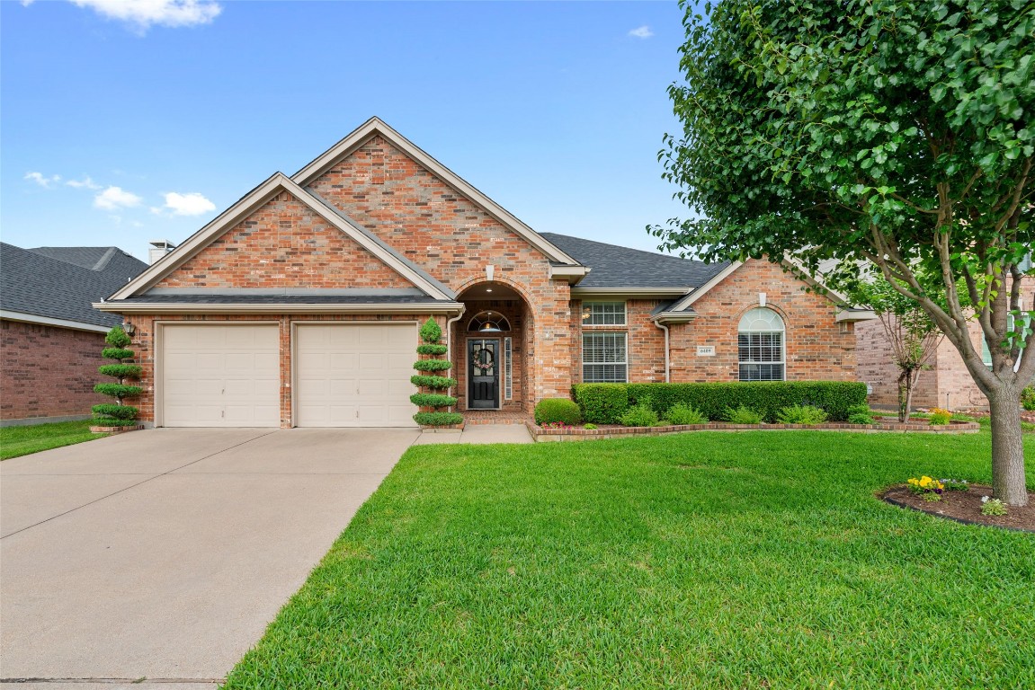 6409 Greenbriar Lane Fort Worth TX 76132