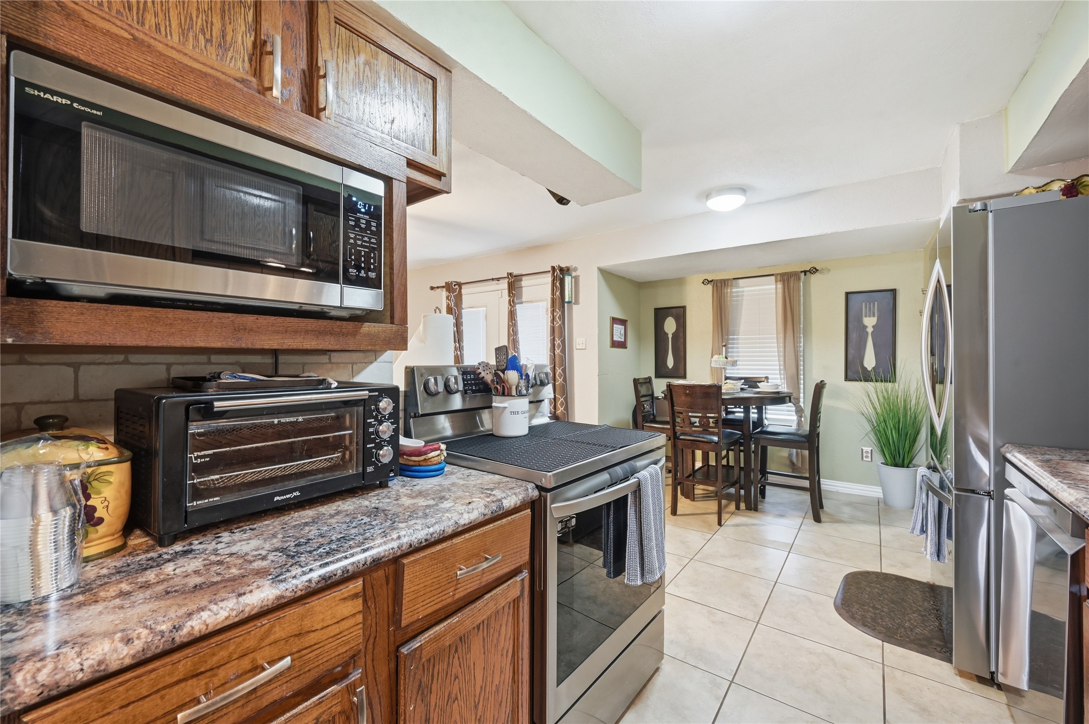 6805 Wagonet Road Forest Hill TX 76140