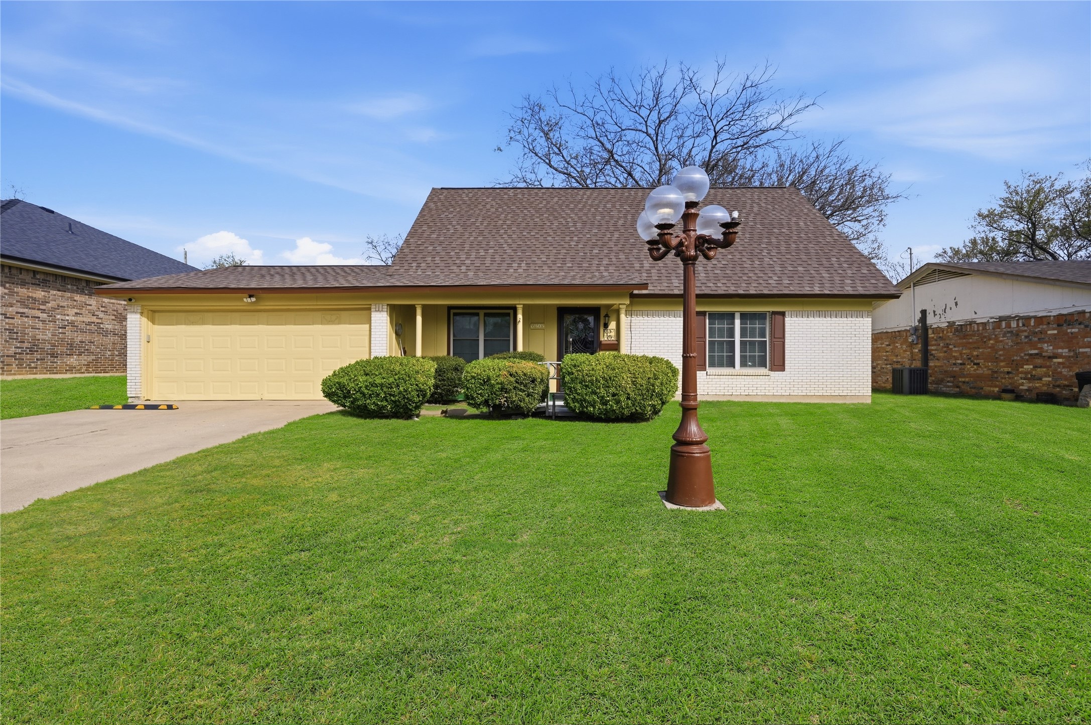 6805 Wagonet Road Forest Hill TX 76140