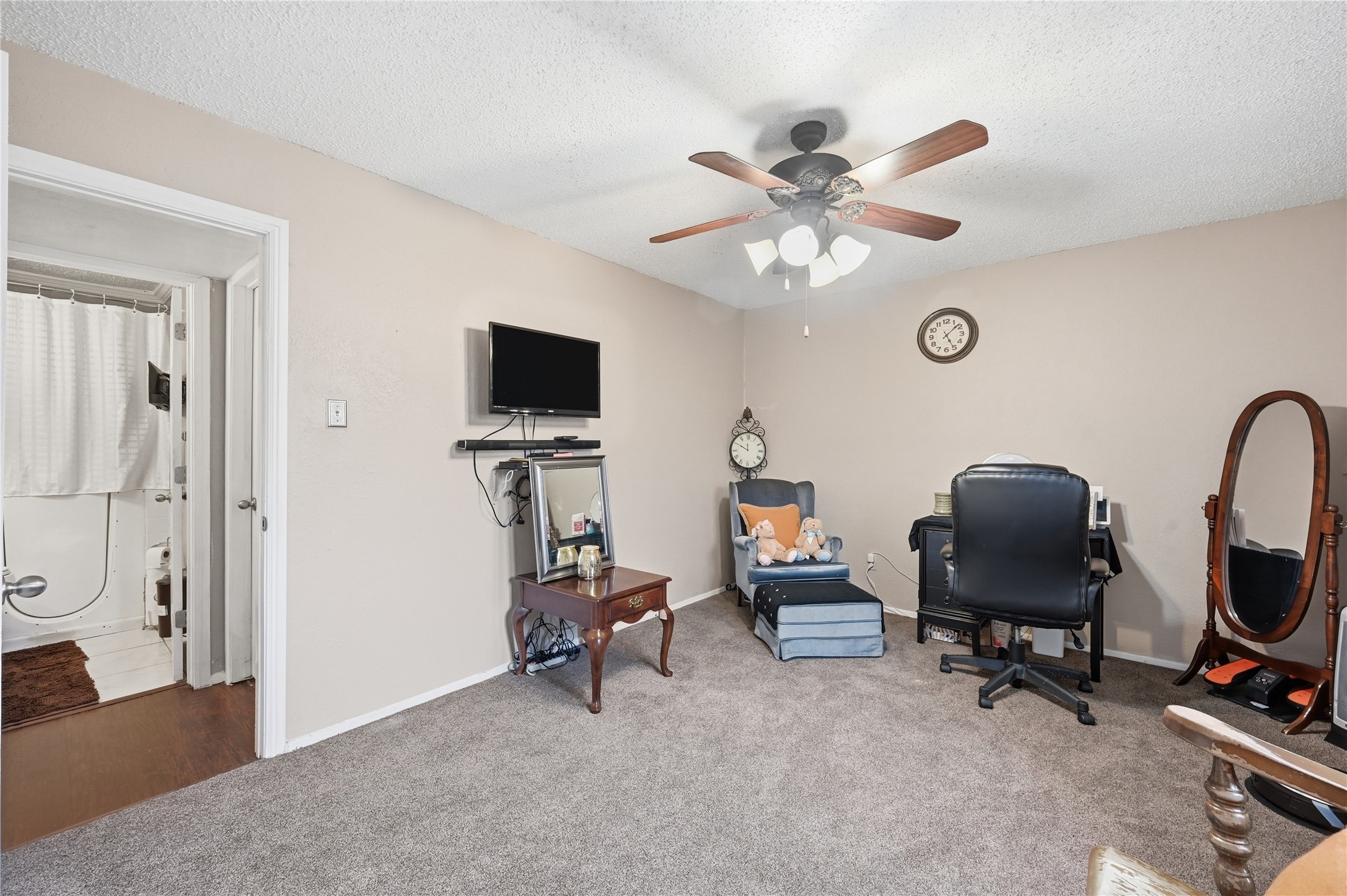 6805 Wagonet Road Forest Hill TX 76140