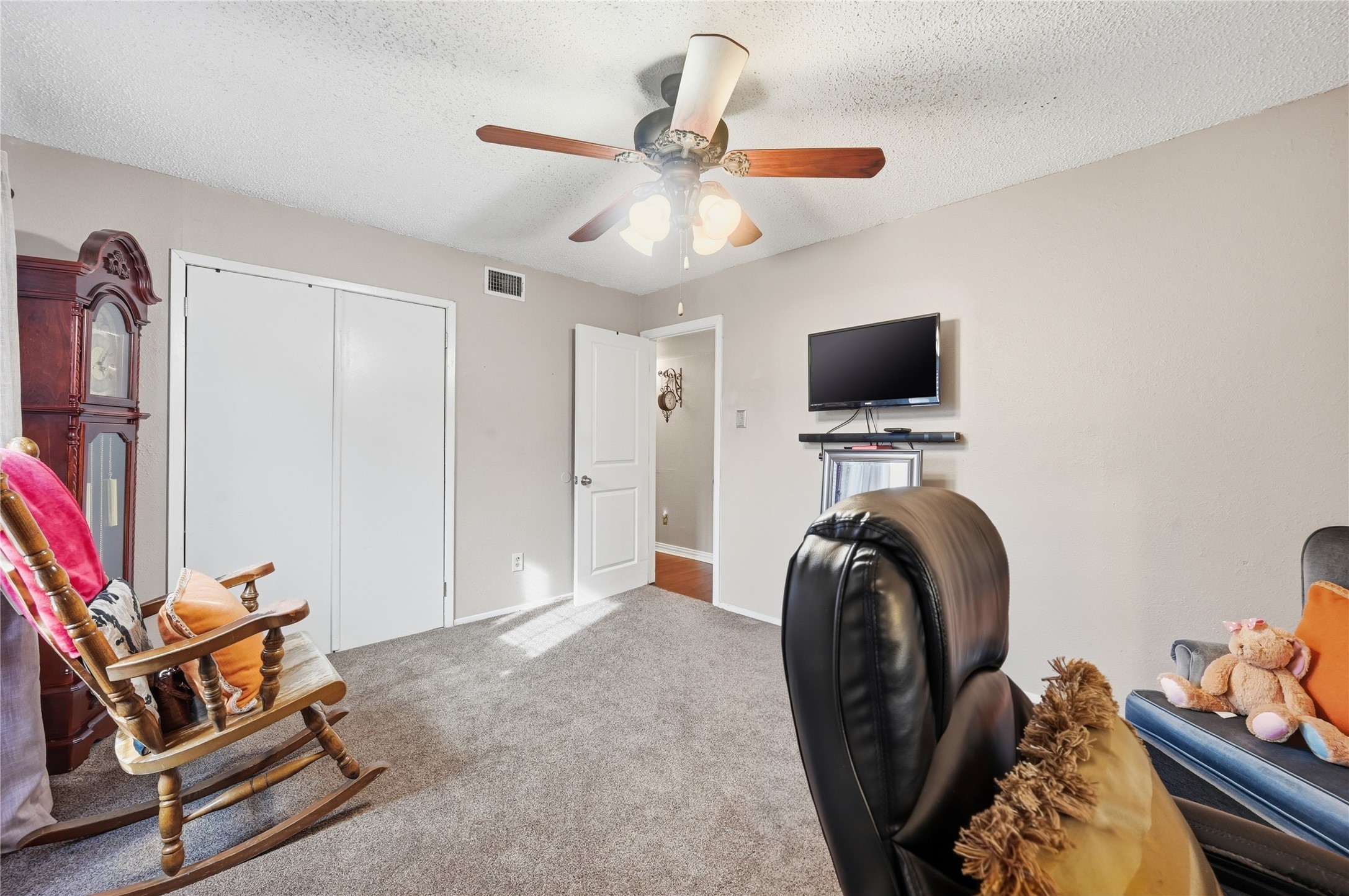 6805 Wagonet Road Forest Hill TX 76140