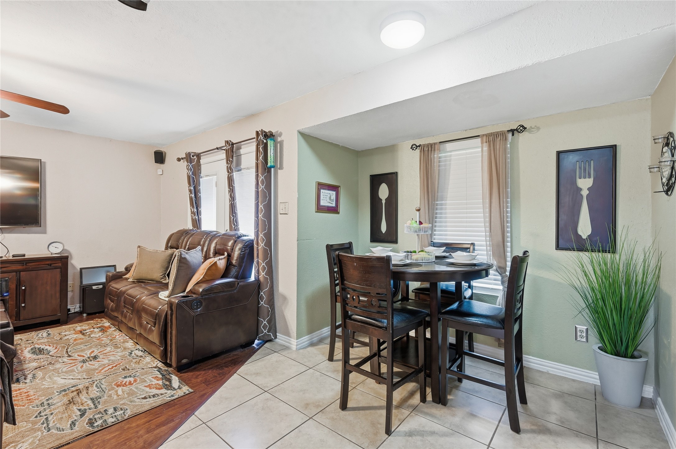 6805 Wagonet Road Forest Hill TX 76140