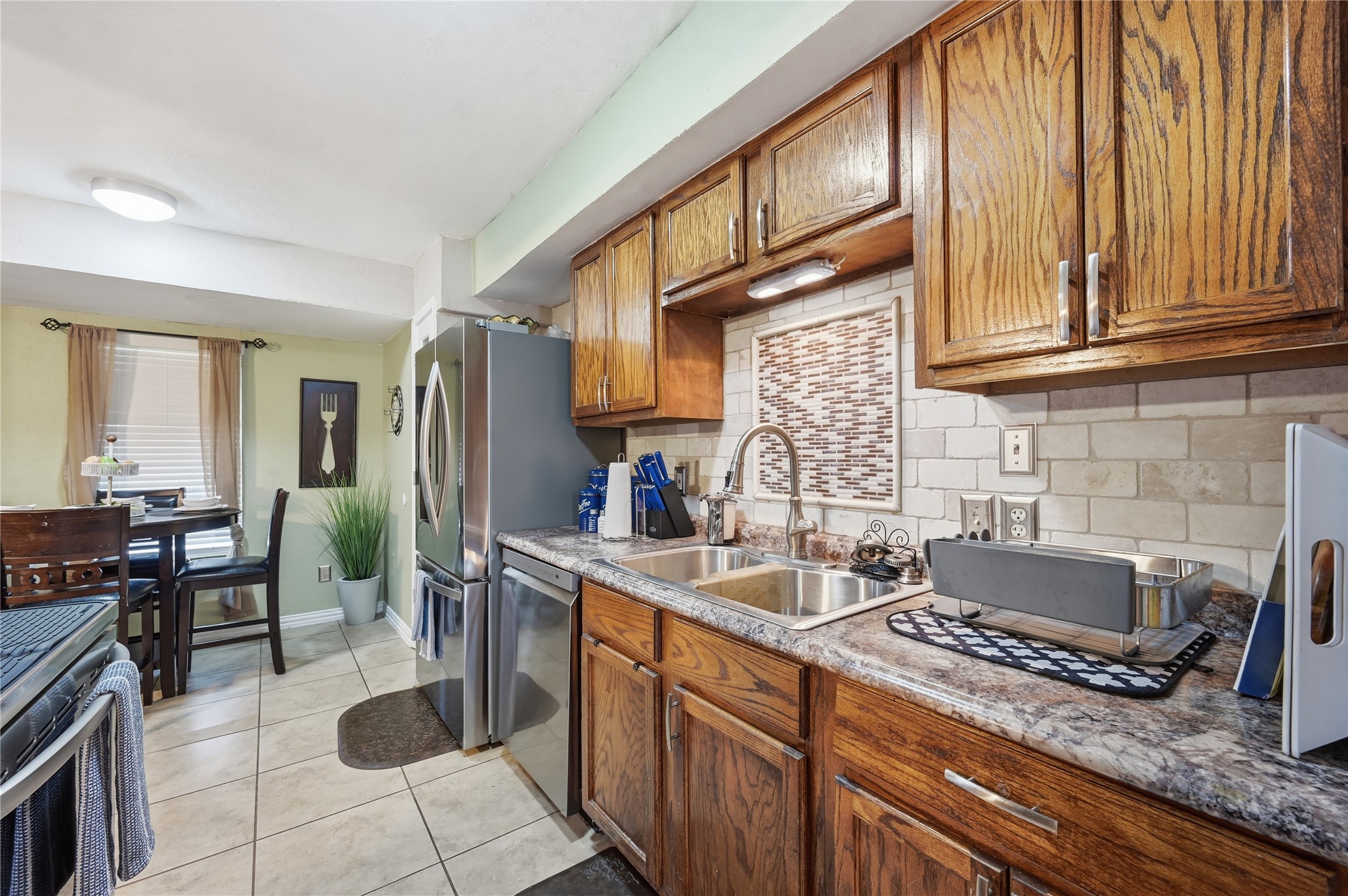 6805 Wagonet Road Forest Hill TX 76140