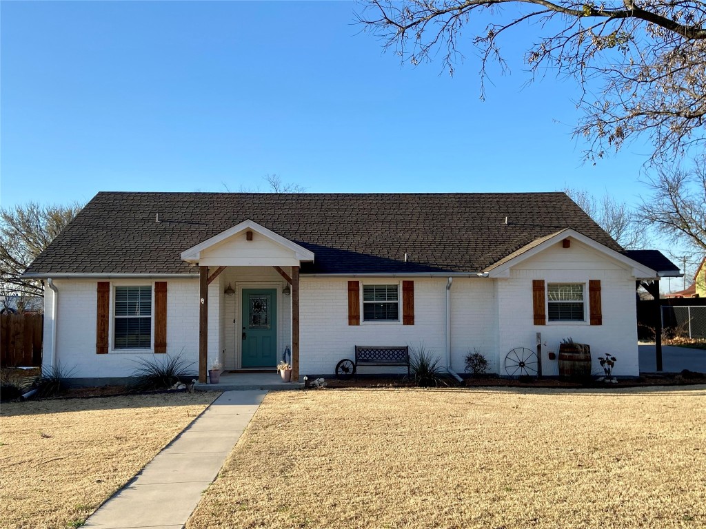 614 E 2nd Street Muenster TX 76252