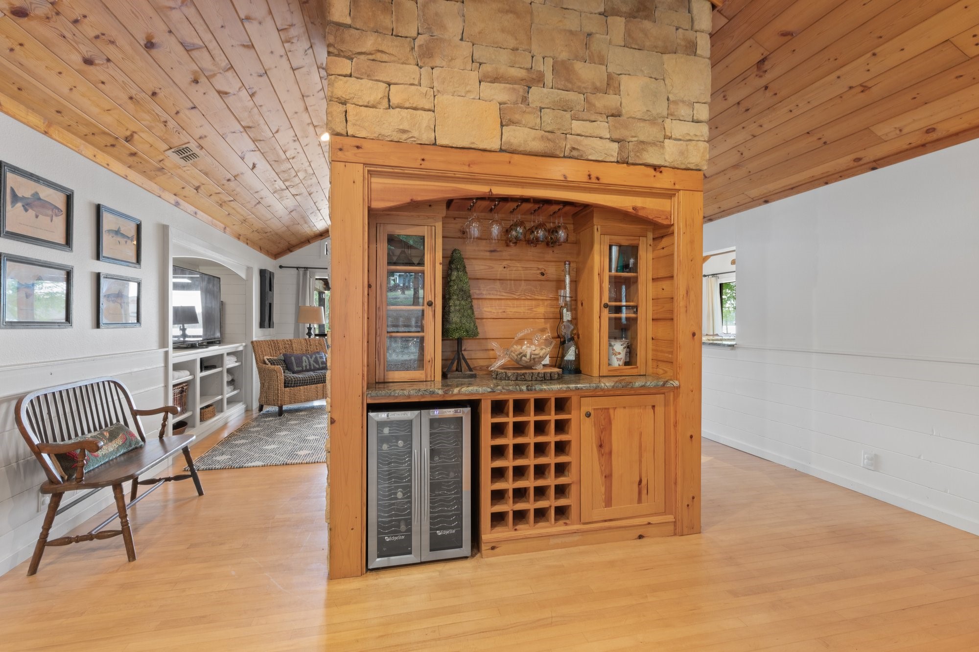 307 King Laurence Court Scroggins TX 75480