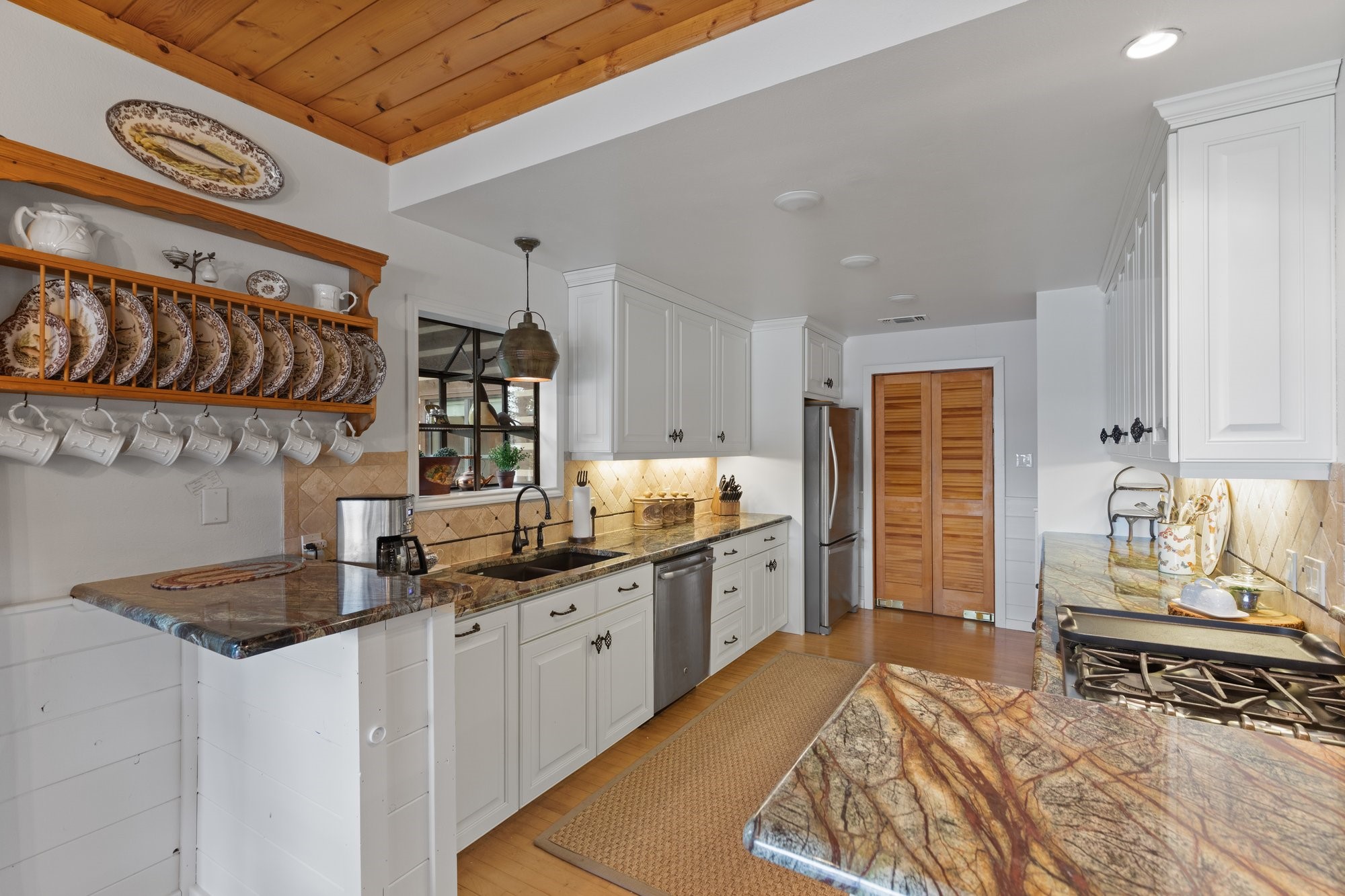 307 King Laurence Court Scroggins TX 75480