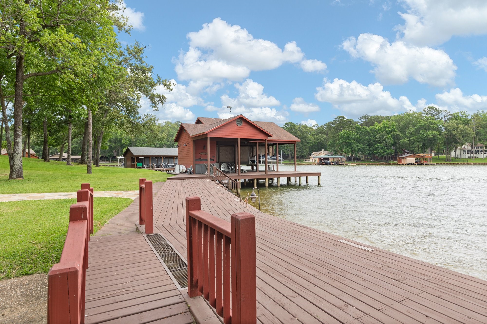307 King Laurence Court Scroggins TX 75480