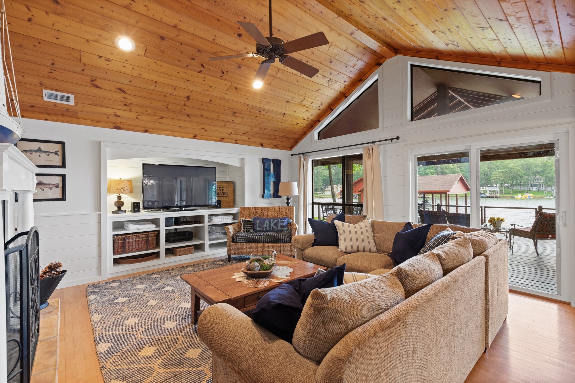 307 King Laurence Court Scroggins TX 75480