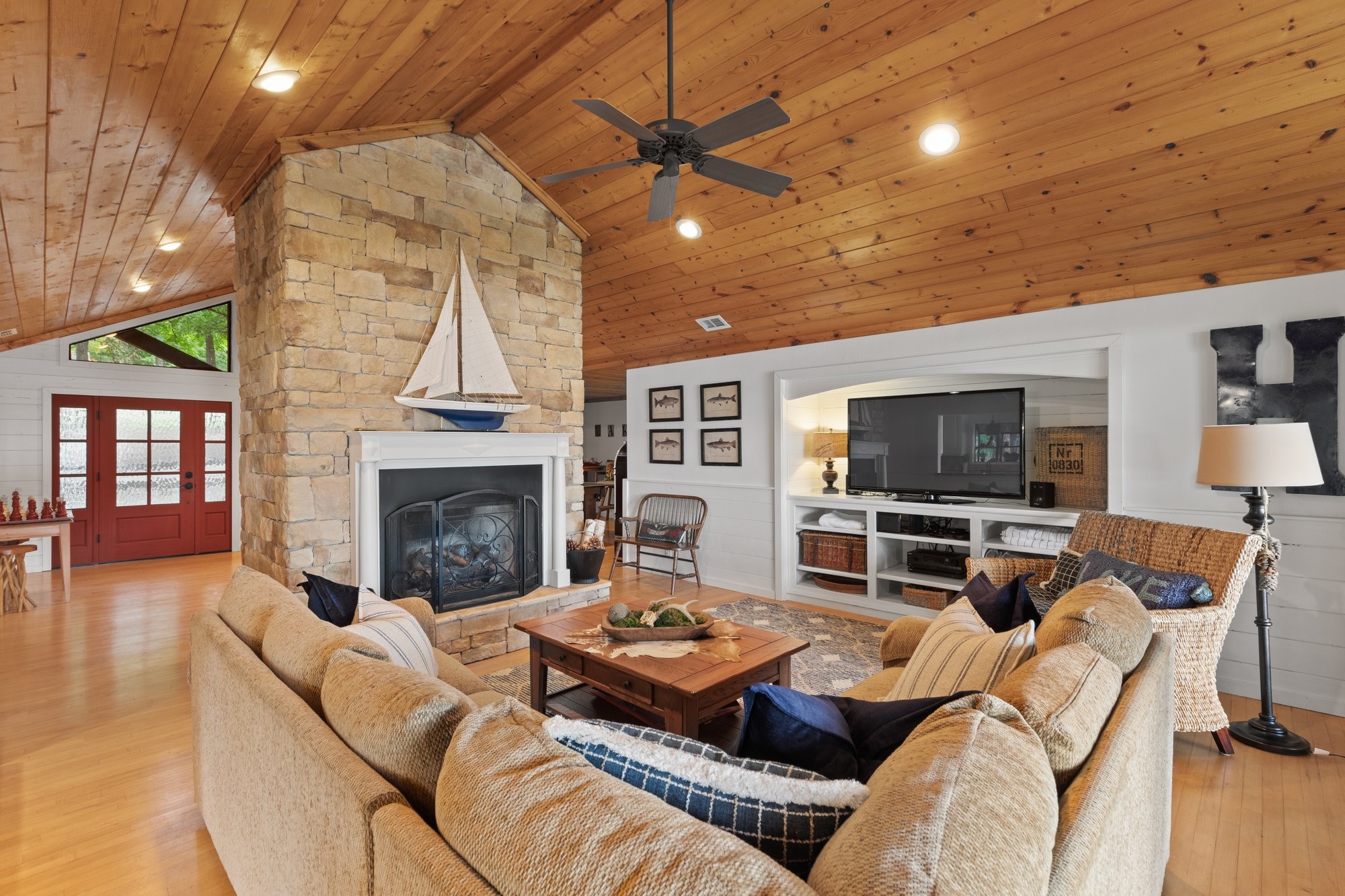 307 King Laurence Court Scroggins TX 75480