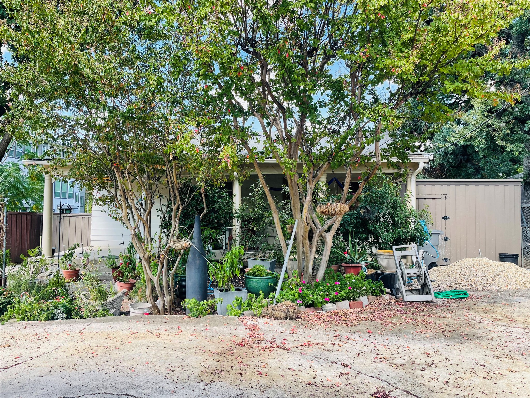 2247 Lovedale Avenue Dallas TX 75235