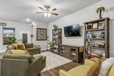 4717 Beaver Creek Drive Arlington TX 76005