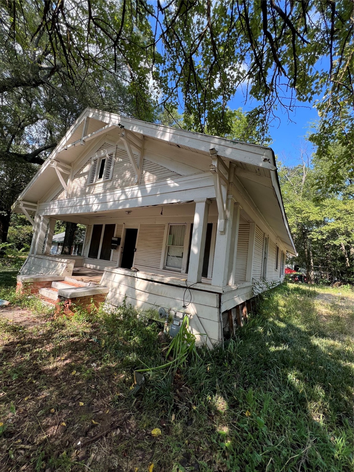 684 5th Street NW Paris TX 75460