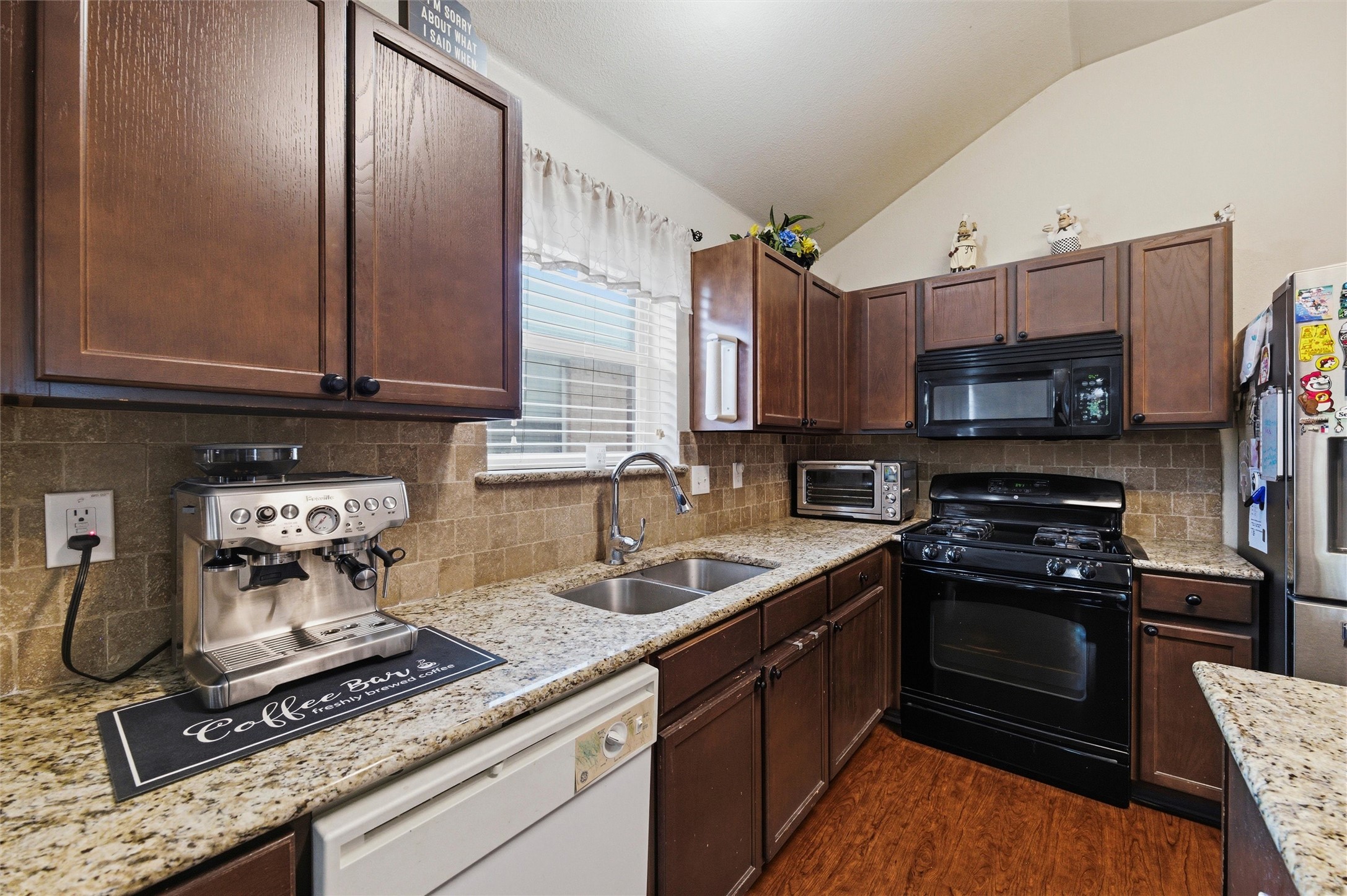 646 Tabasco Trail Arlington TX 76002