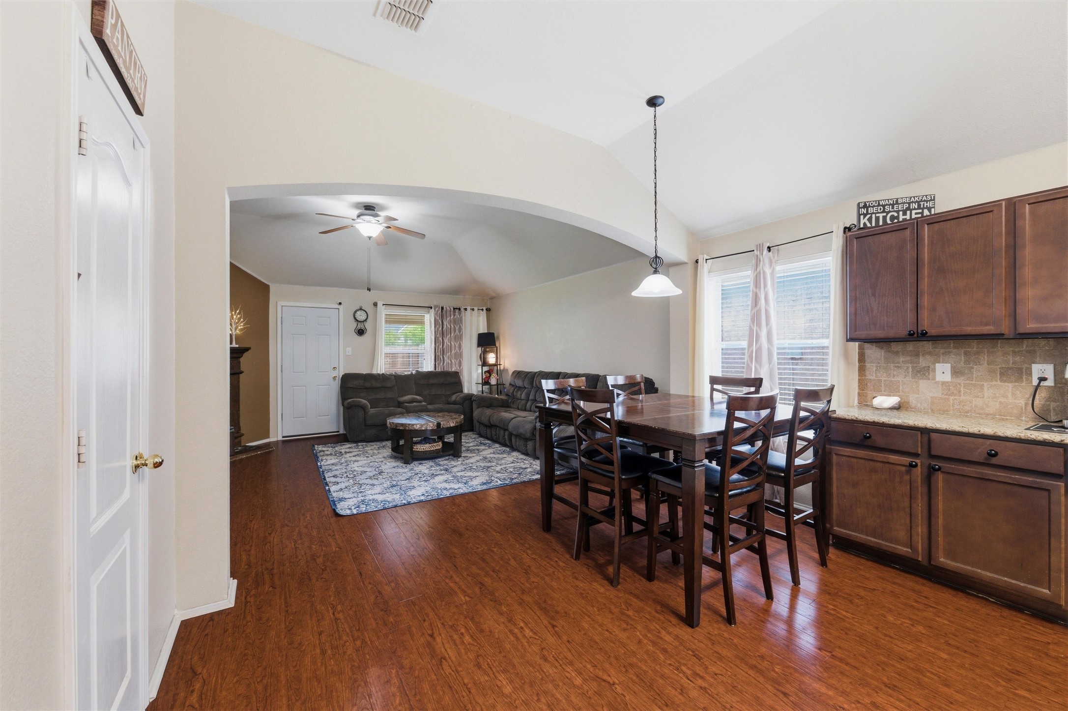 646 Tabasco Trail Arlington TX 76002