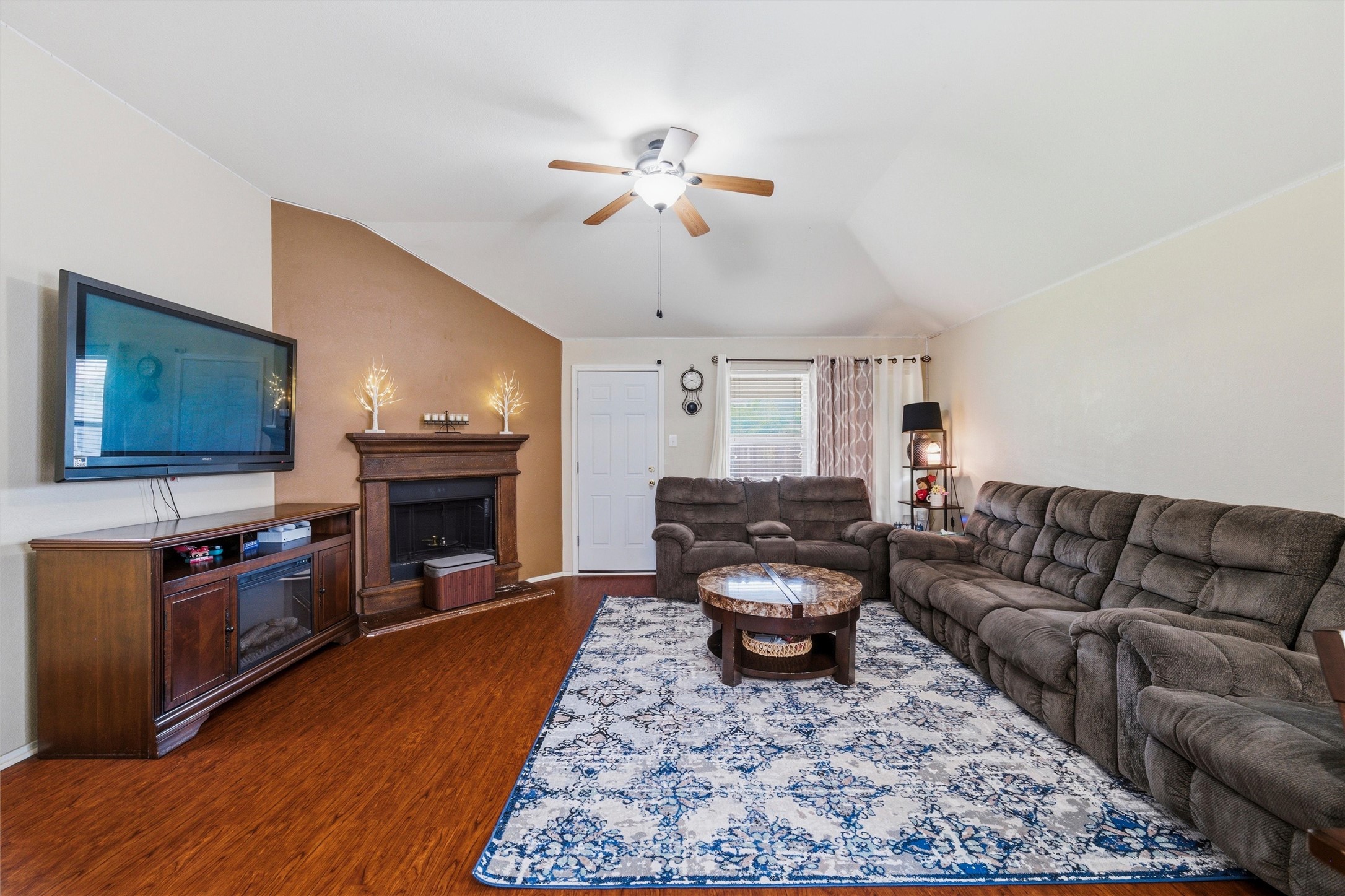 646 Tabasco Trail Arlington TX 76002