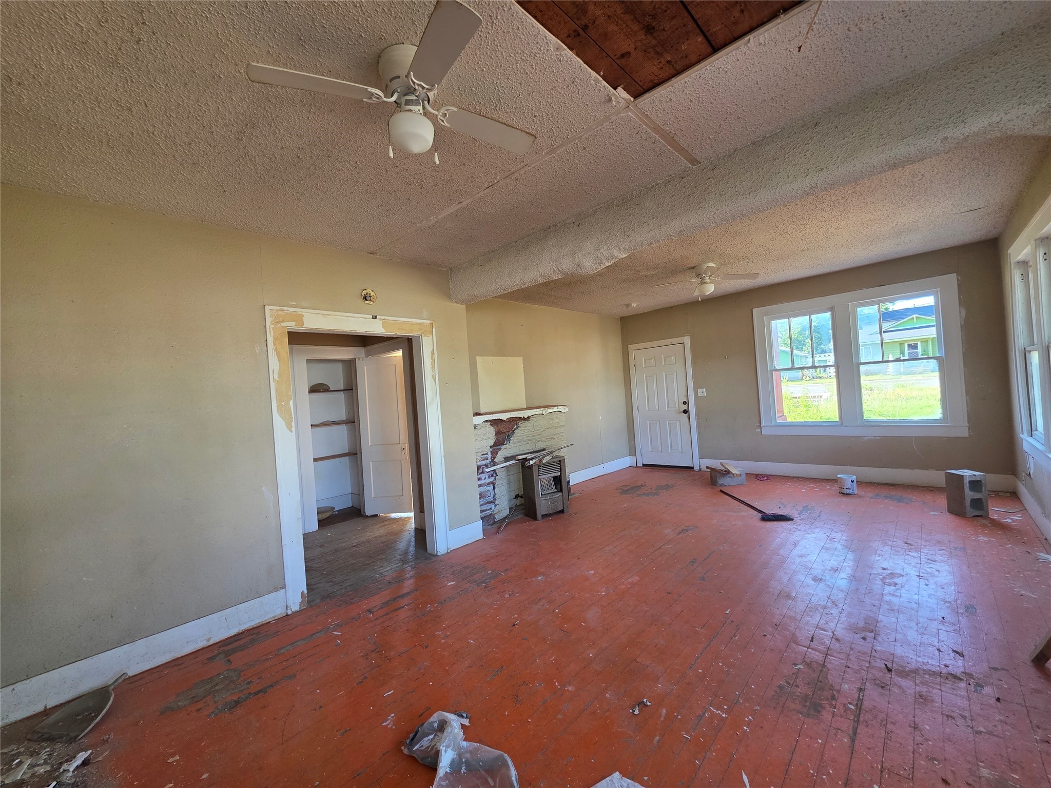 1100 E Walker Street Breckenridge TX 76424