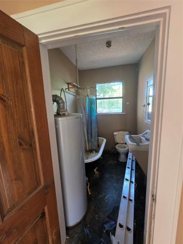 1100 E Walker Street Breckenridge TX 76424