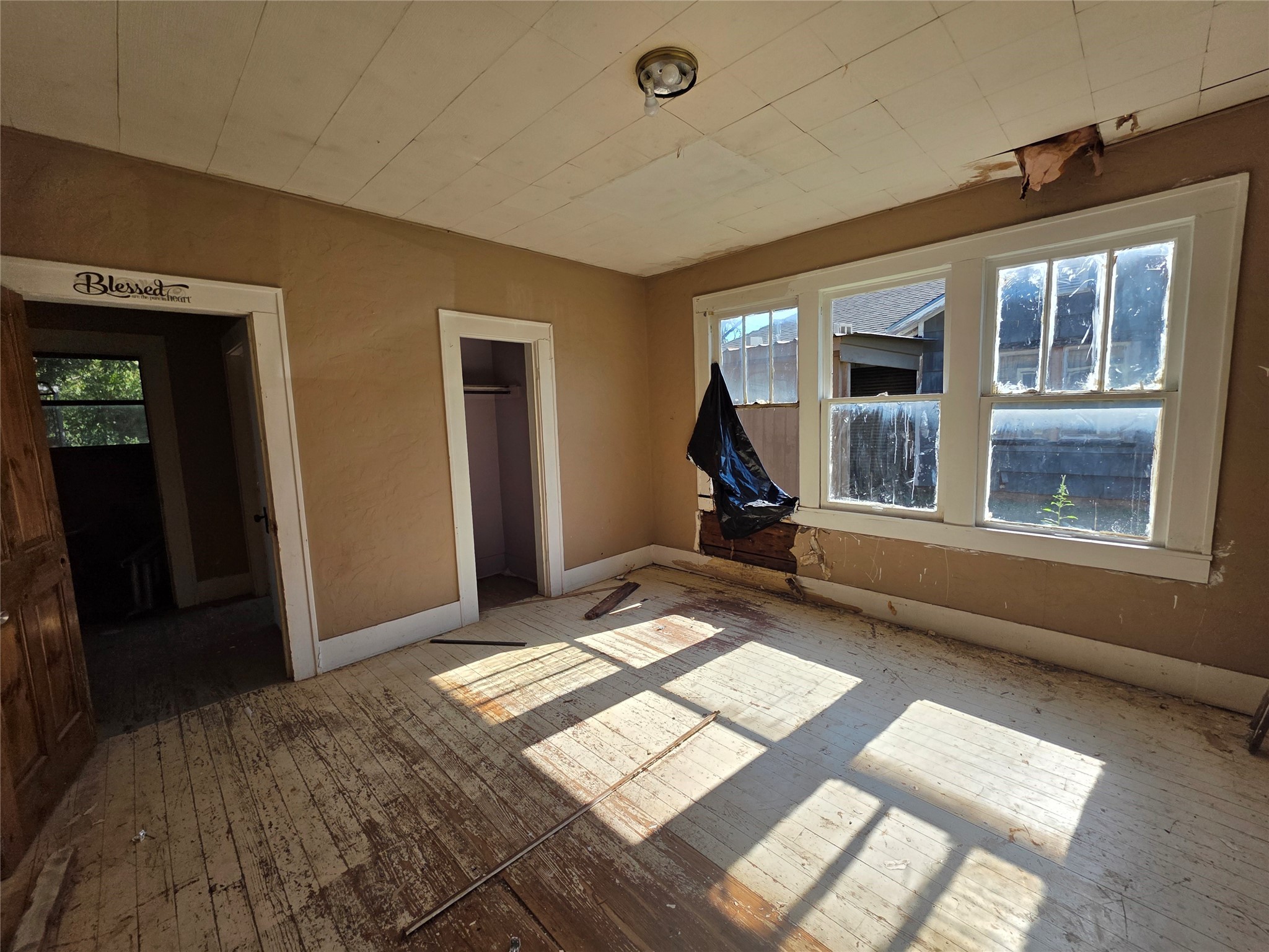 1100 E Walker Street Breckenridge TX 76424