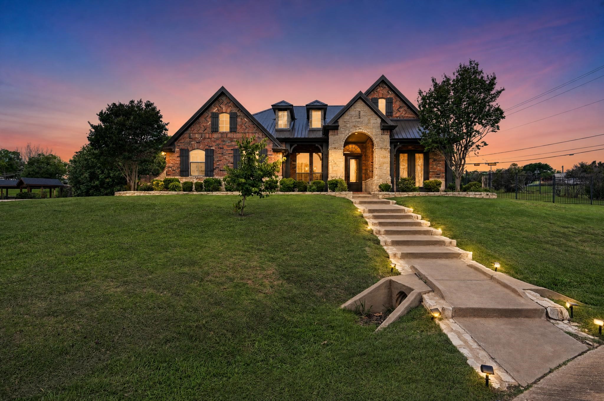 102 W Carruth Lane Double Oak TX 75077