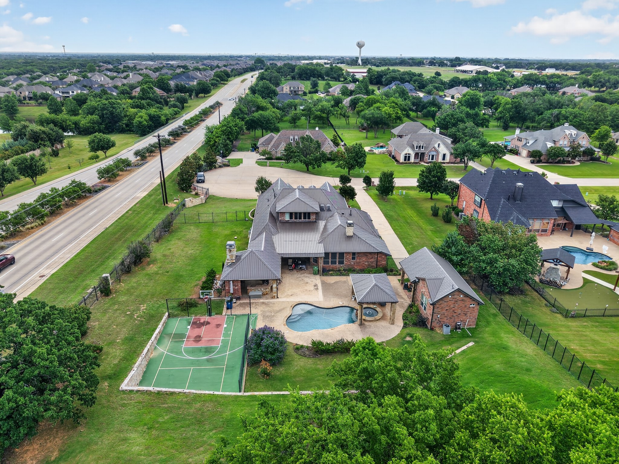 102 W Carruth Lane Double Oak TX 75077