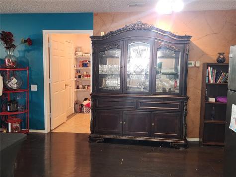 7818 Jubilant Drive Dallas TX 75237