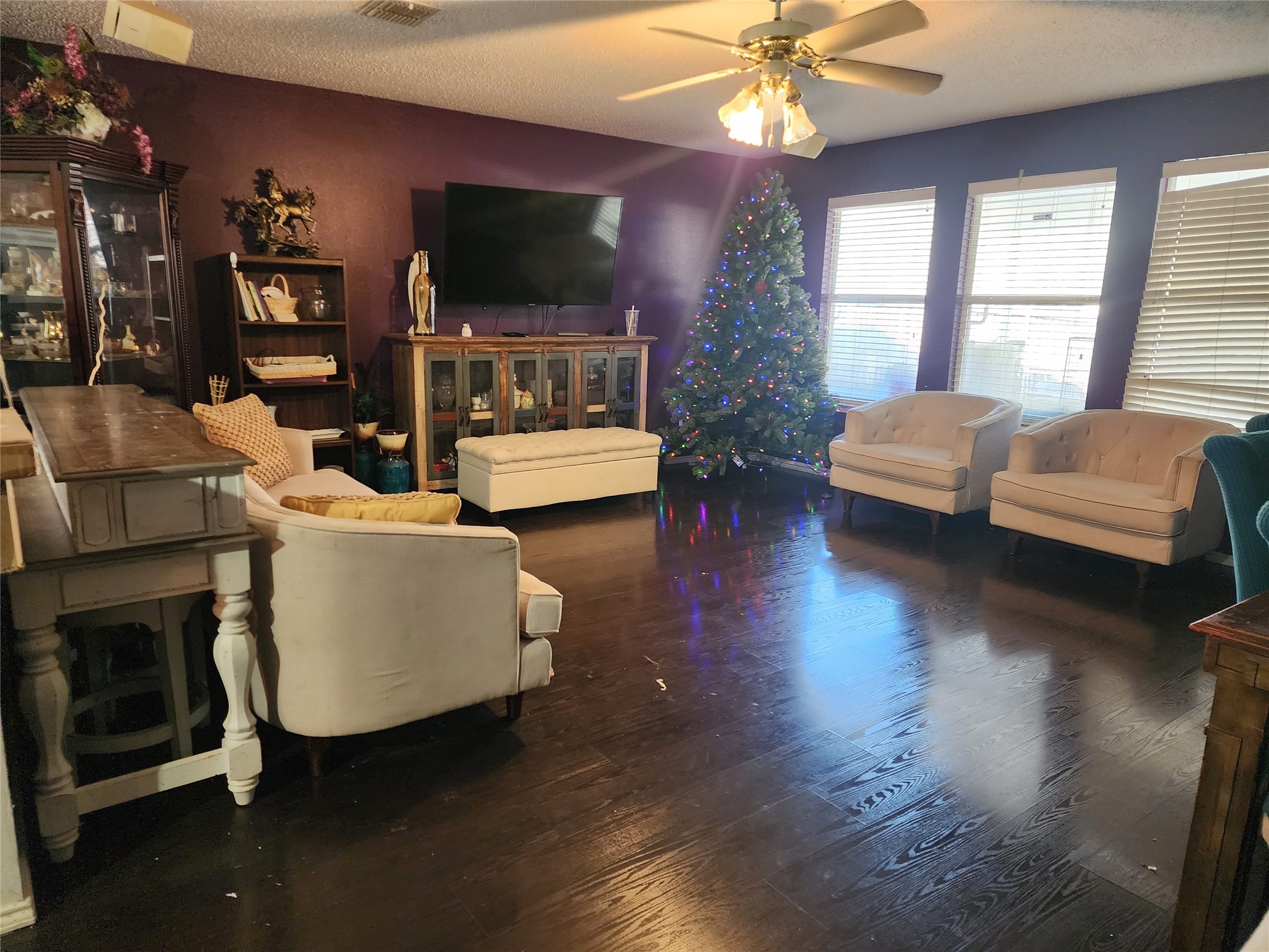 7818 Jubilant Drive Dallas TX 75237