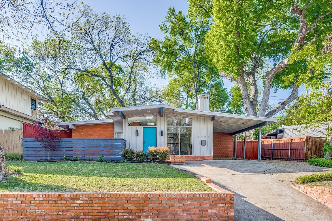 8902 Vinewood Drive Dallas TX 75228