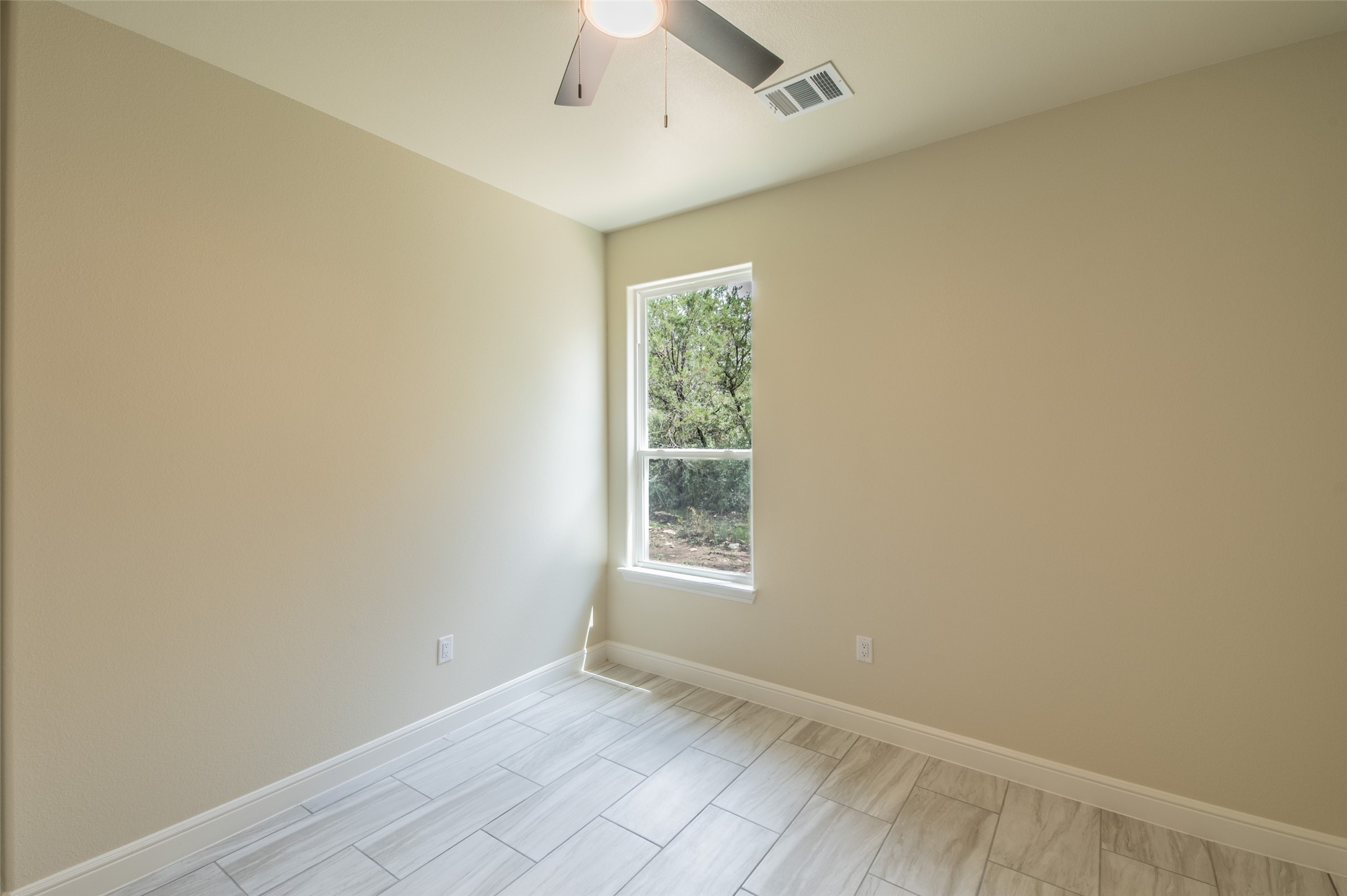 2719 Sycamore Court Granbury TX 76048