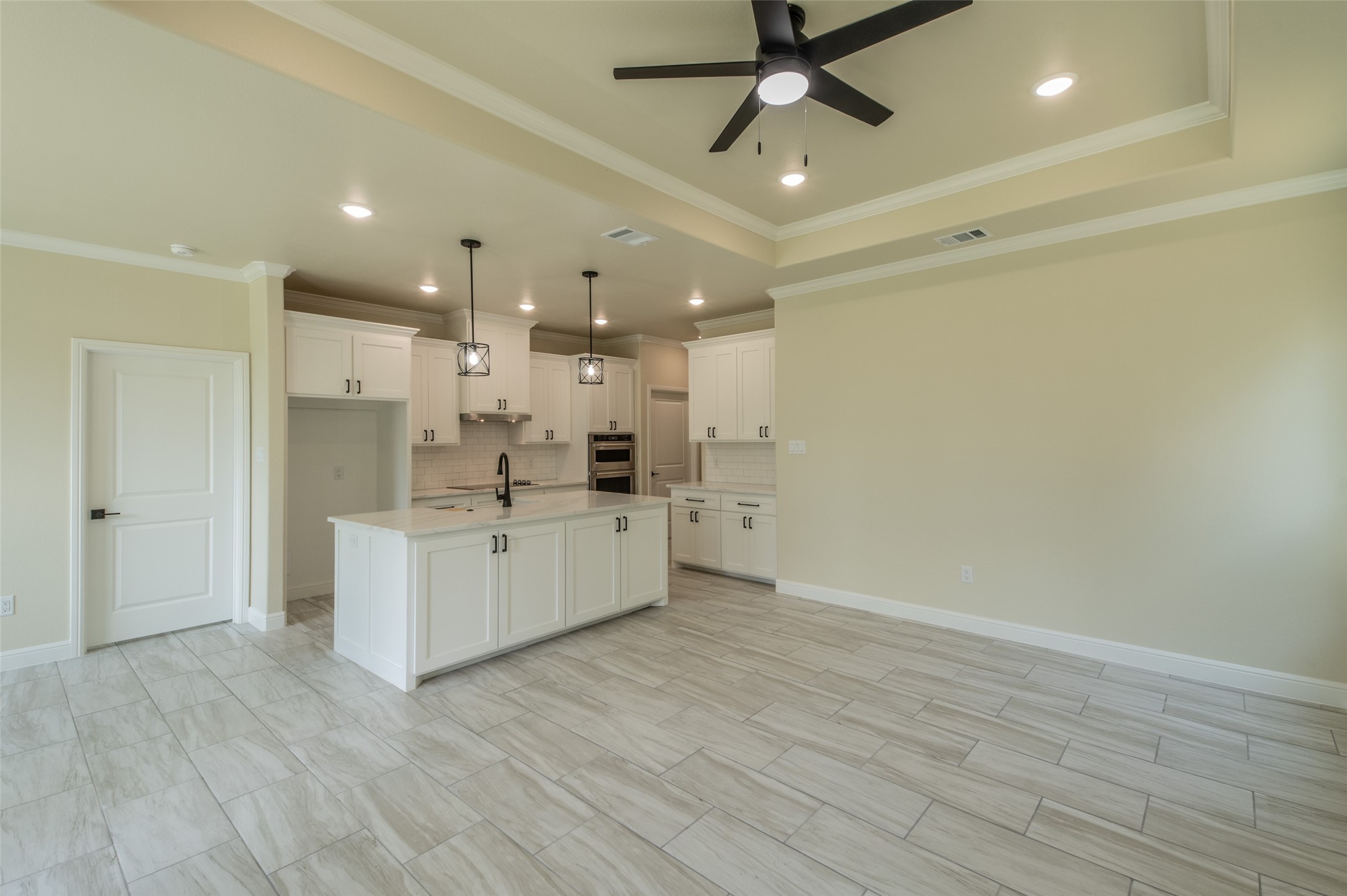 2719 Sycamore Court Granbury TX 76048