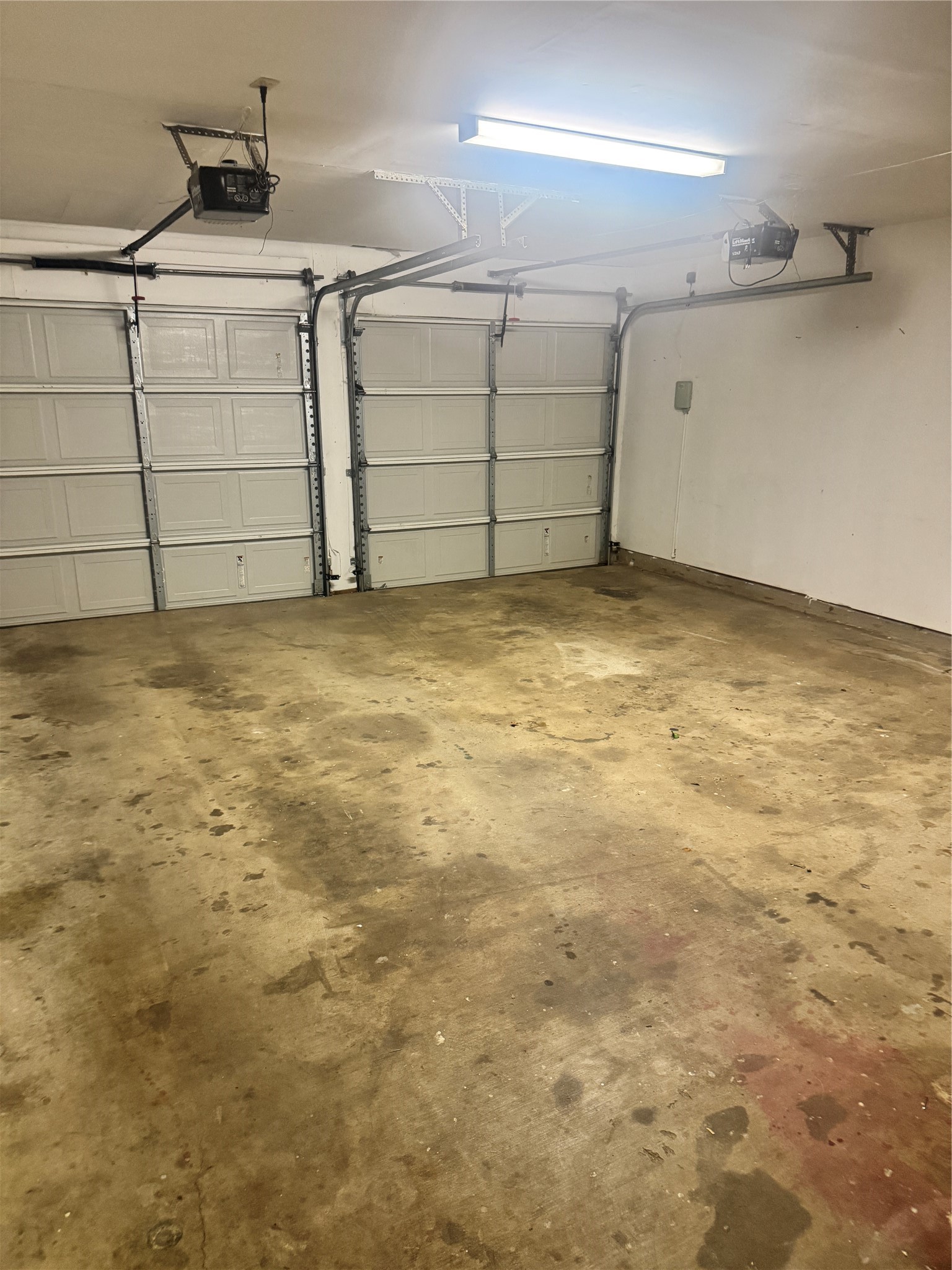 2301 Holly Drive Euless TX 76039