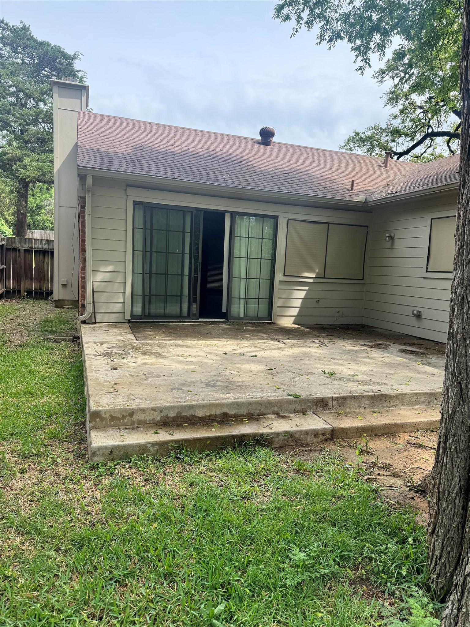 2301 Holly Drive Euless TX 76039