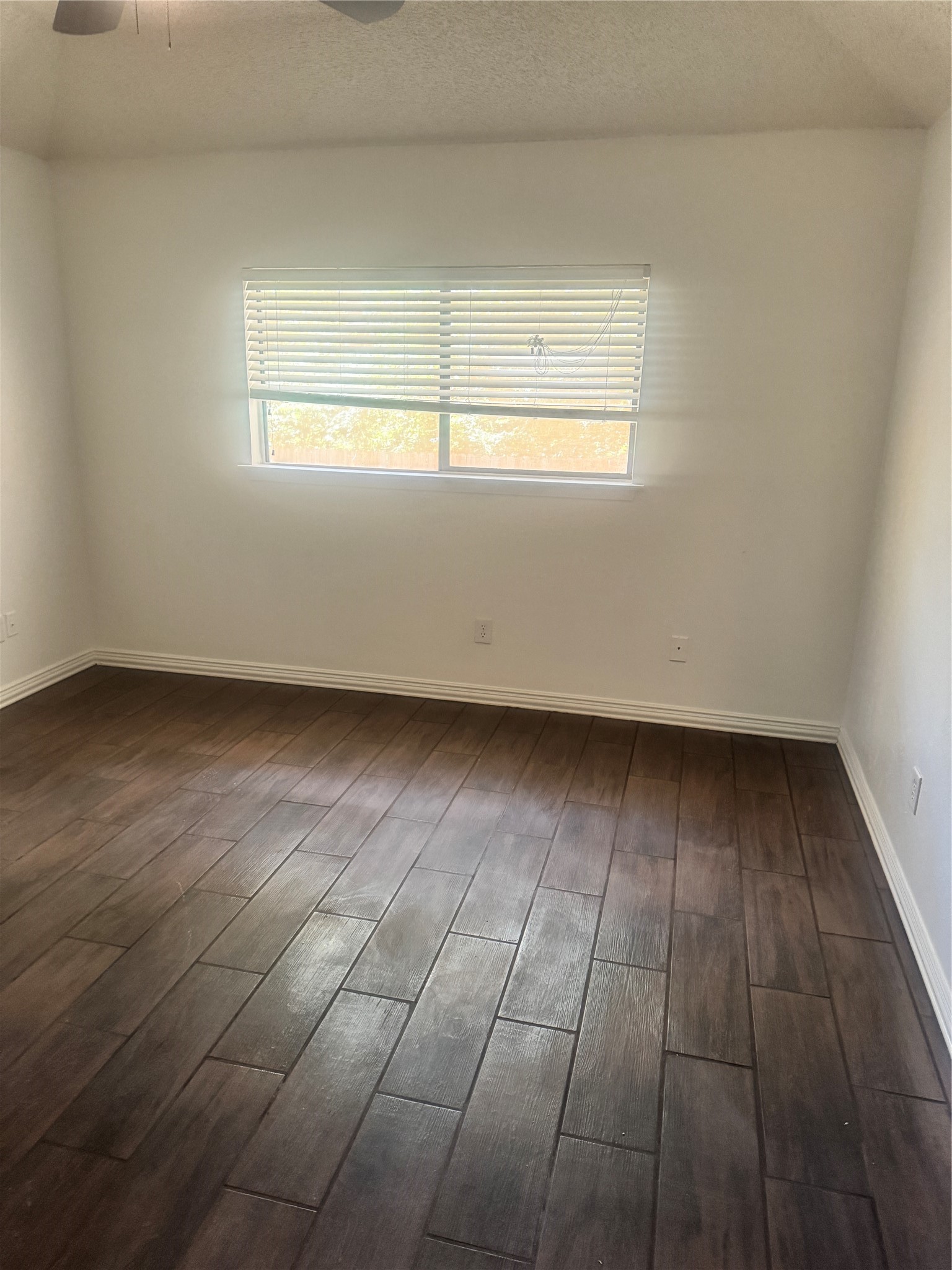 2301 Holly Drive Euless TX 76039
