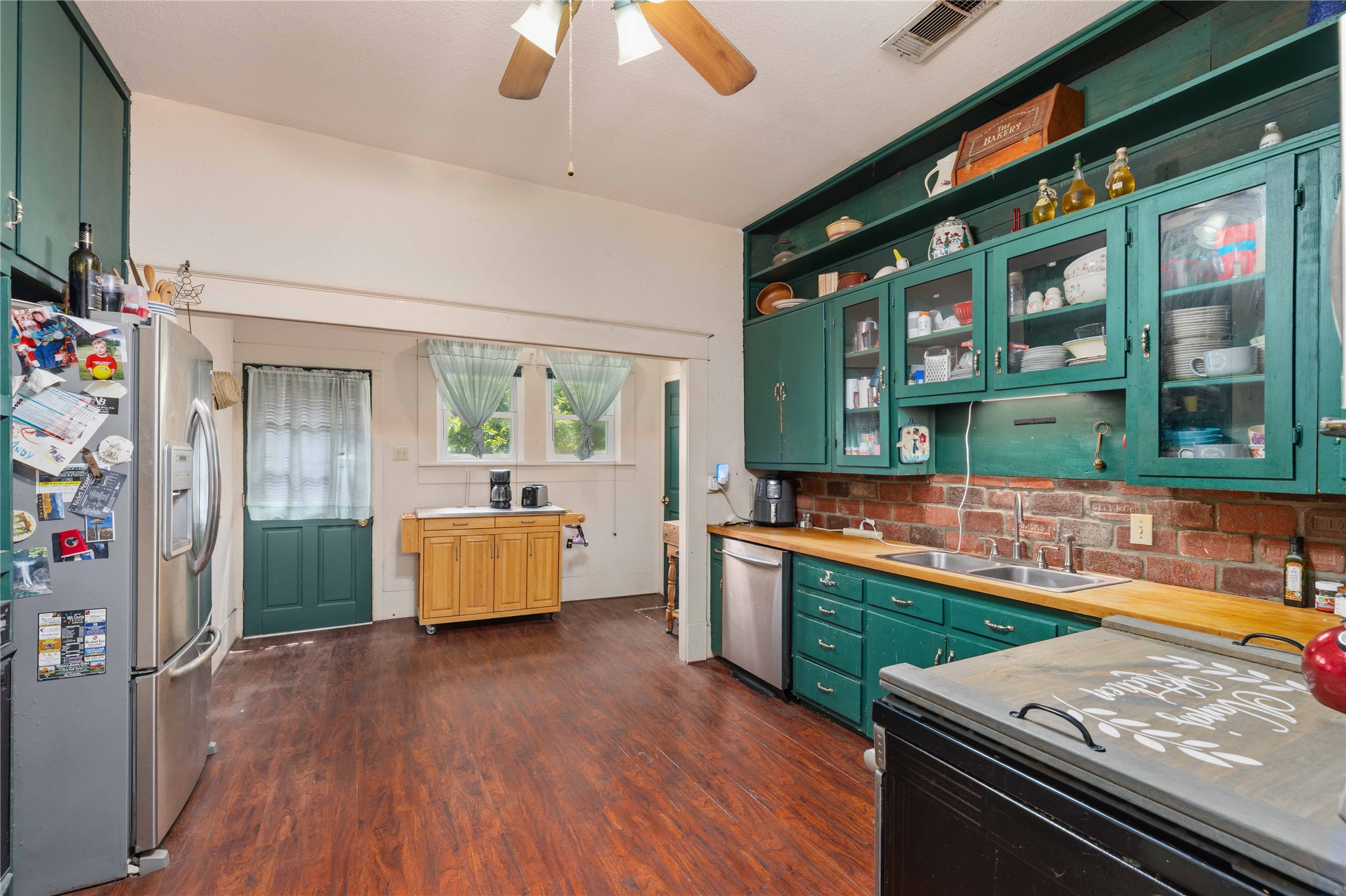 701 4th Street Goldthwaite TX 76844