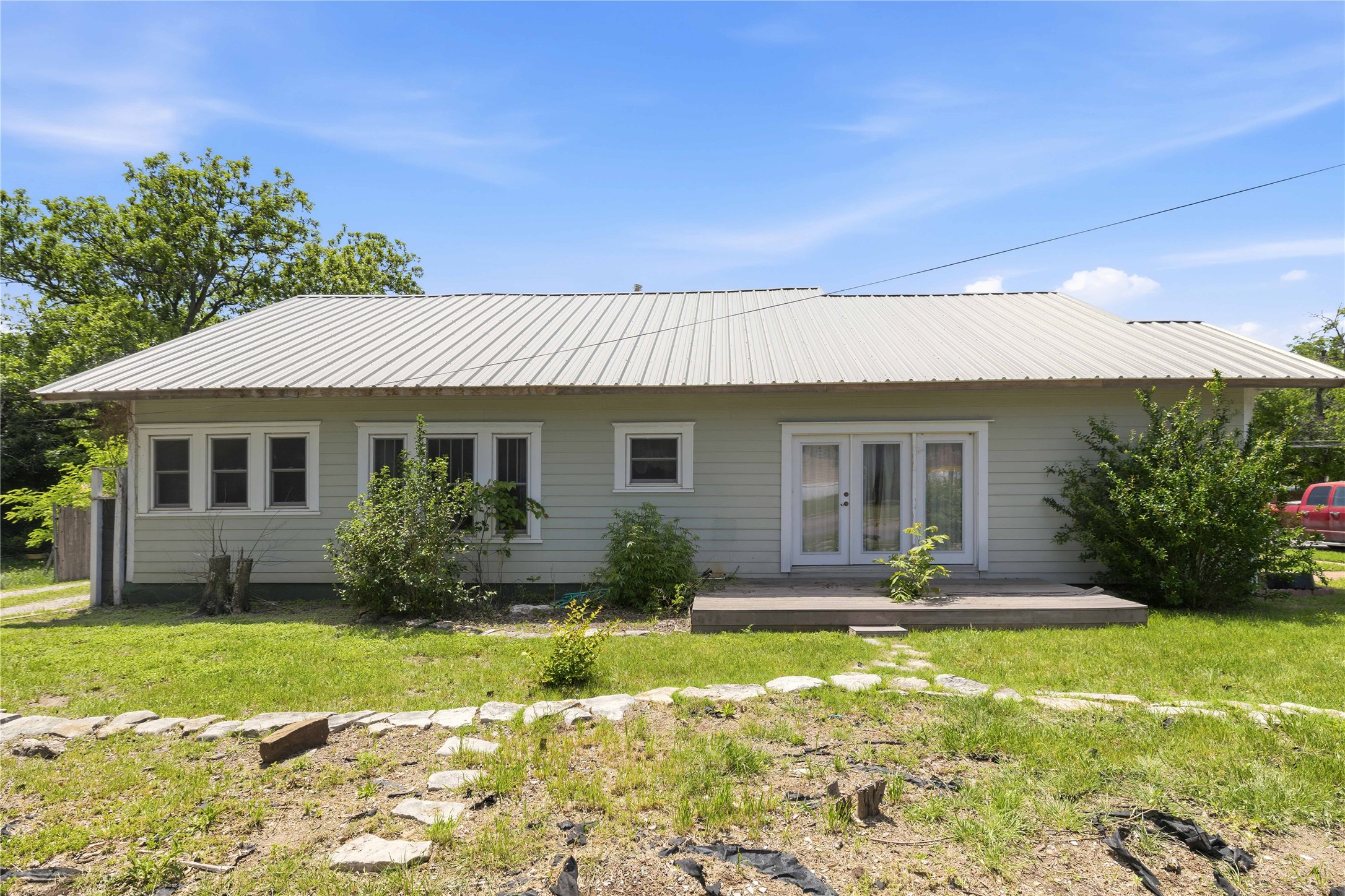 701 4th Street Goldthwaite TX 76844